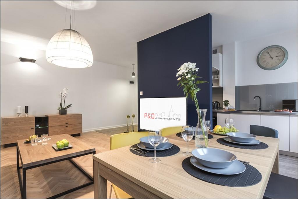 P&O City Center Apartments Warschau Buitenkant foto